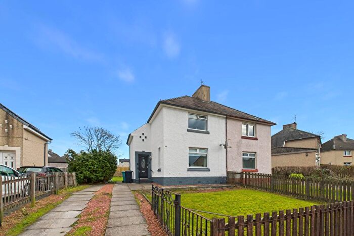 2 Bedroom Semi-Detached House For Sale In West Avenue, Uddingston, G71