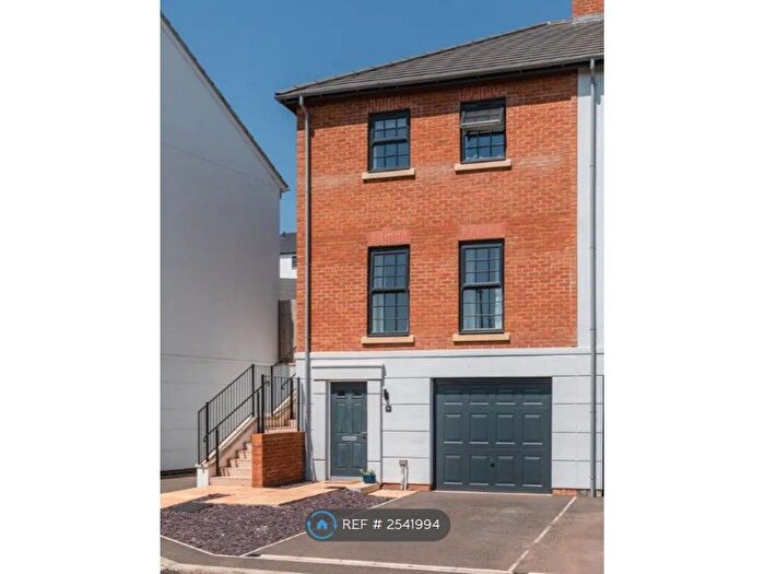 3 Bedroom Semi-Detached House To Rent In Tarka Way, Crediton, EX17
