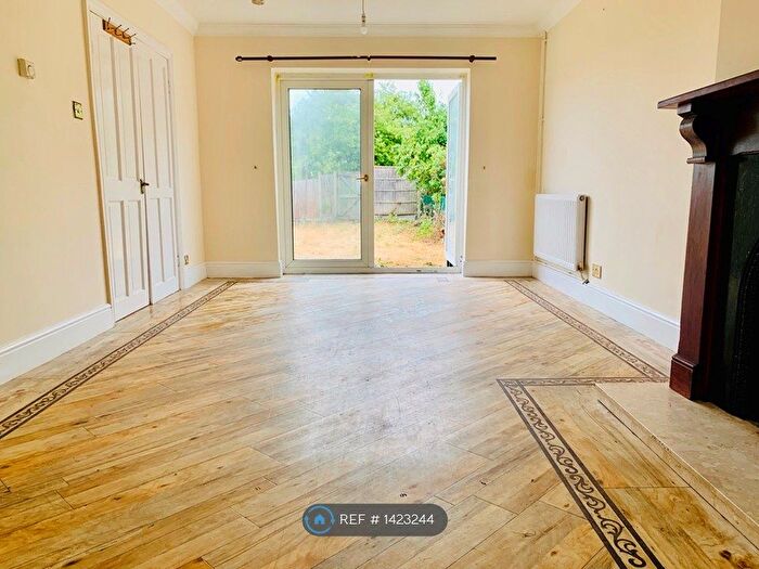 3 Bedroom Terraced House To Rent In Charlton Crescent, Barking, IG11