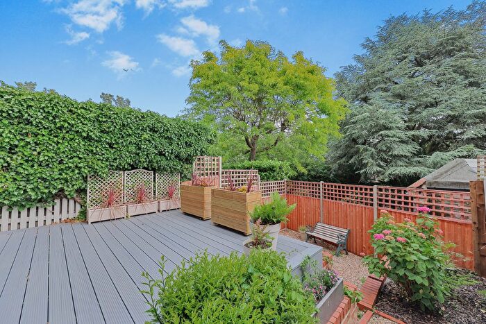 4 Bedroom Town House To Rent In Kingsridge, London, SW19