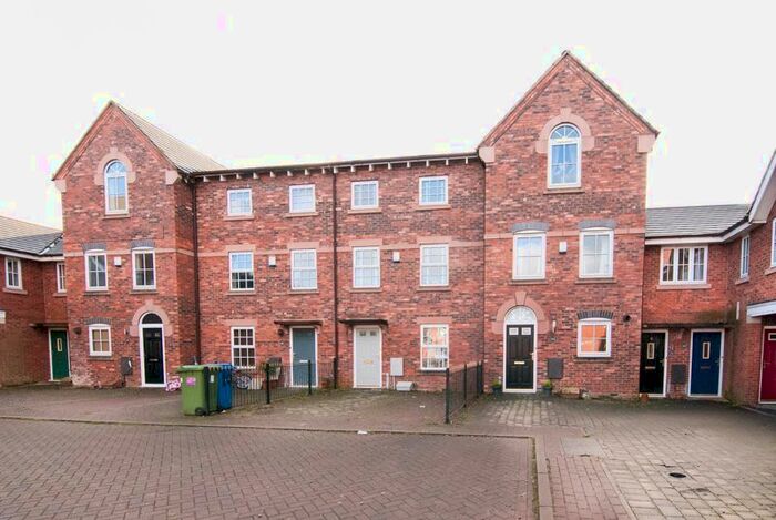 2 Bedroom Flat To Rent In Coronation Court, Croston, PR26