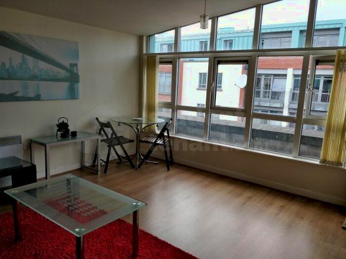 2 Bedroom Flat To Rent In Beauchamp House, Greyfriars Rd, Coventry, West Midlands CV1