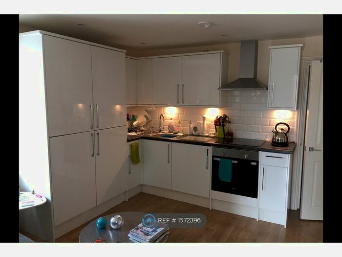 1 Bedroom Flat To Rent In High St Penge, London, SE20