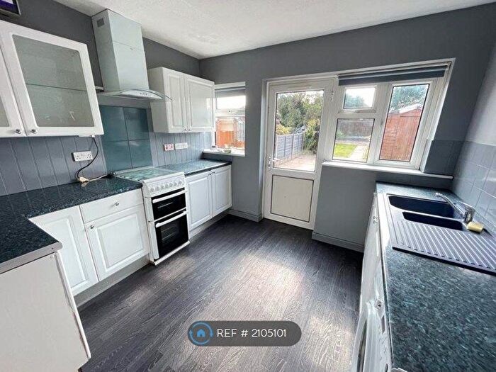 3 Bedroom Terraced House To Rent In Cooksey Lane, Birmingham, B44