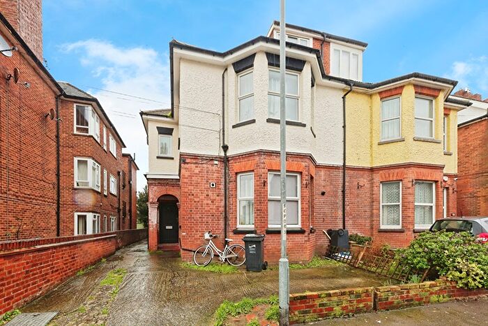 2 Bedroom Flat For Sale In Surrey Road, Cliftonville, Margate, Kent, CT9