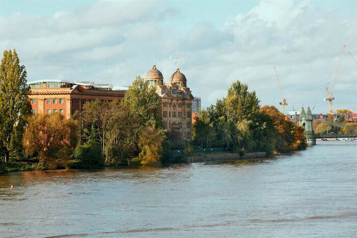 3 Bedroom Apartment To Rent In Harrods Village, Barnes, SW13