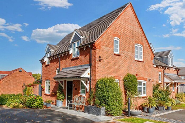 2 Bedroom Semi-Detached House For Sale In Carr Close, Shipston-On-Stour, CV36