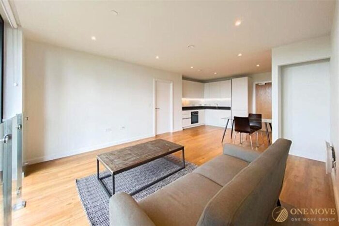 2 Bedroom Flat For Sale In Mountyard, Manchester, M4