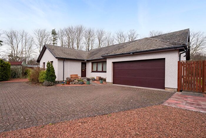 4 Bedroom Detached Bungalow For Sale In Bennecourt Drive, Coldstream, TD12
