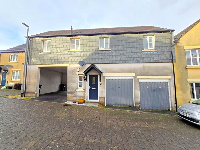 2 Bedroom Coach House For Sale In Lyndon Court, Pillmere, Saltash, PL12