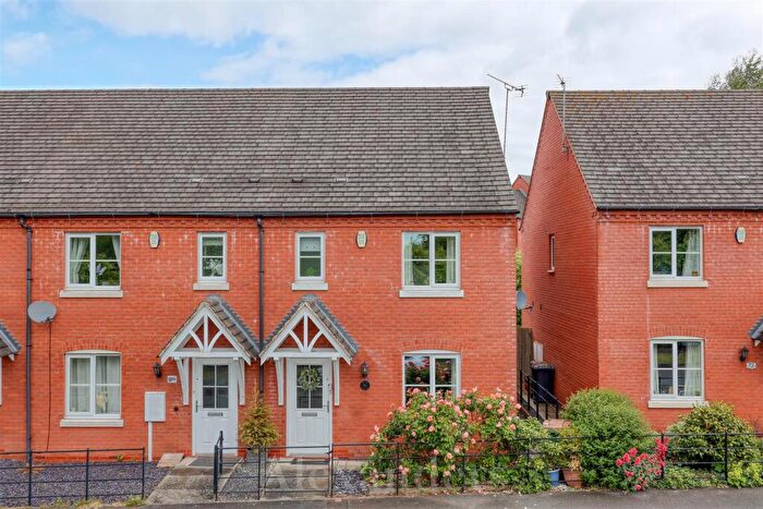 3 Bedroom Terraced House For Sale In Bosworth Road, Measham, DE12