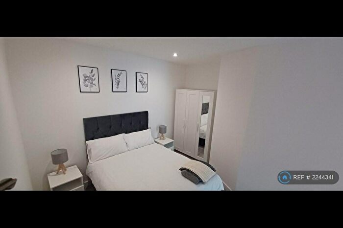 1 Bedroom Flat To Rent In Chapel Street, Stafford, ST16