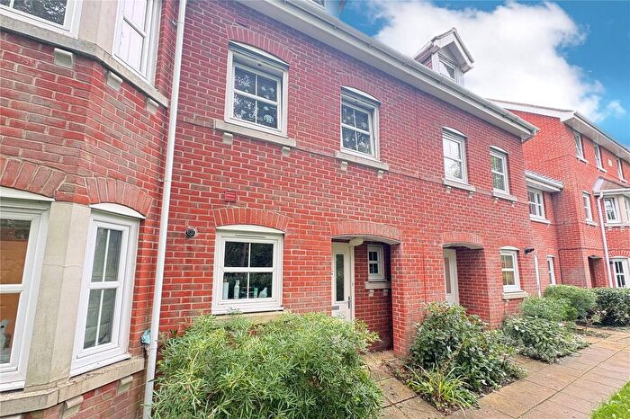 3 Bedroom Terraced House For Sale In Campbell Fields, Aldershot, Hampshire, GU11
