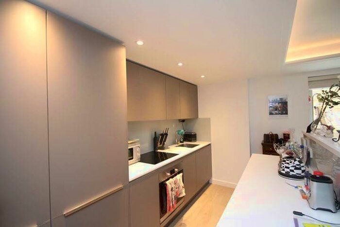 1 Bedroom Flat To Rent In Archway Road, Highgate, London, N6