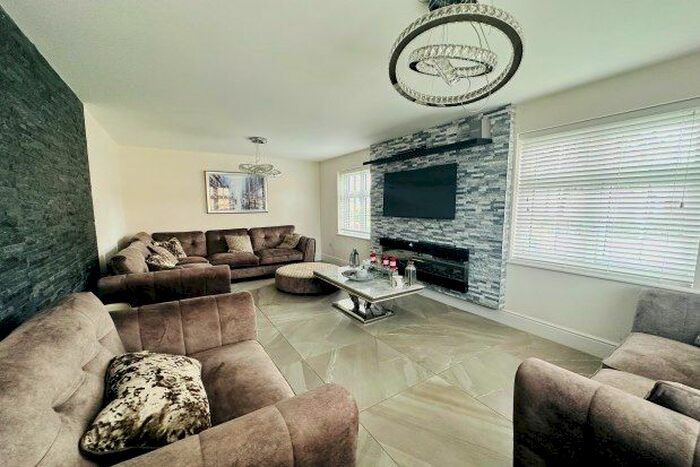 4 Bedroom Detached House To Rent In Bartlett Close, Liverpool, L31