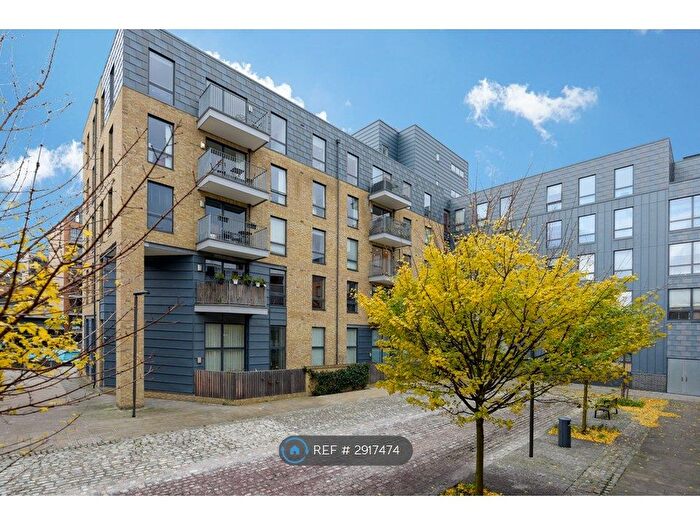 2 Bedroom Flat To Rent In Hertford Road, London, N1
