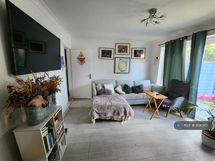 3 Bedroom Terraced House To Rent In Magellan Place, London, E14