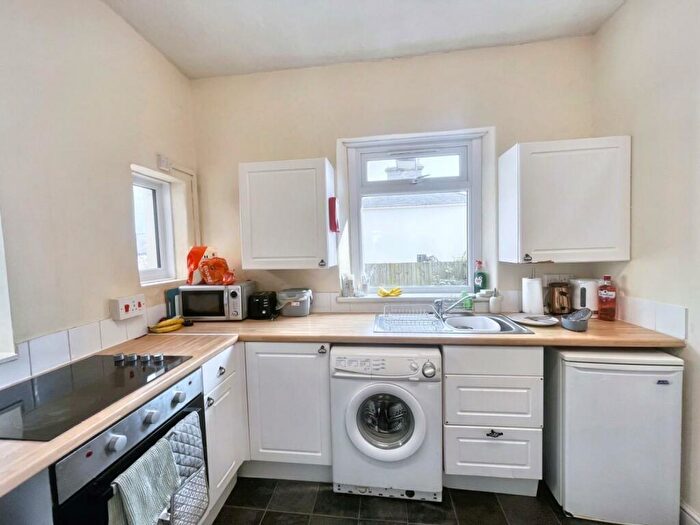 8 Bedroom House To Rent In Lipson Road, Plymouth, PL4