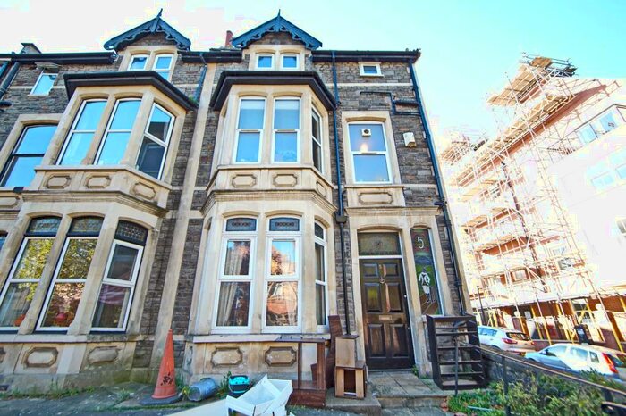 7 Bedroom End Of Terrace House To Rent In Cheltenham Crescent, Cheltenham Road, Montpelier, BS6