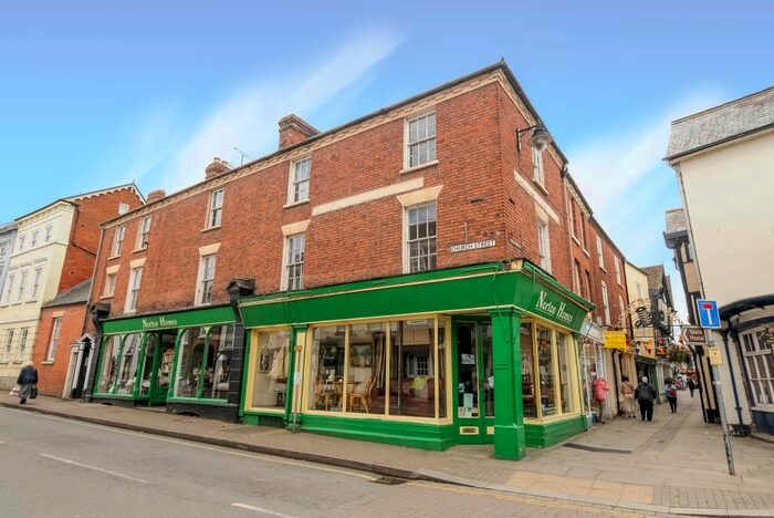 1 Bedroom Flat To Rent In Leominster, Herefordshire HR6