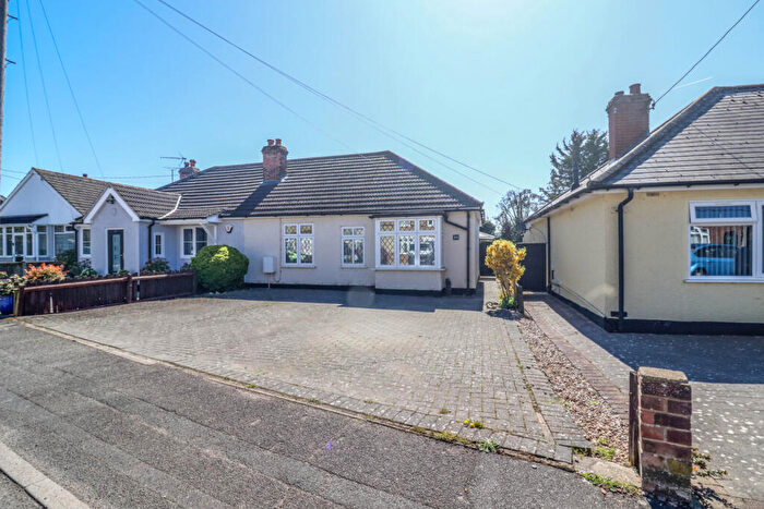 2 Bedroom Bungalow For Sale In St. Marys Road, Braintree, CM7