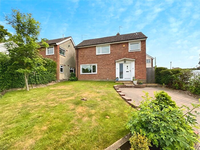 3 Bedroom Detached House For Sale In Hillside, Farningham, Dartford, Kent, DA4