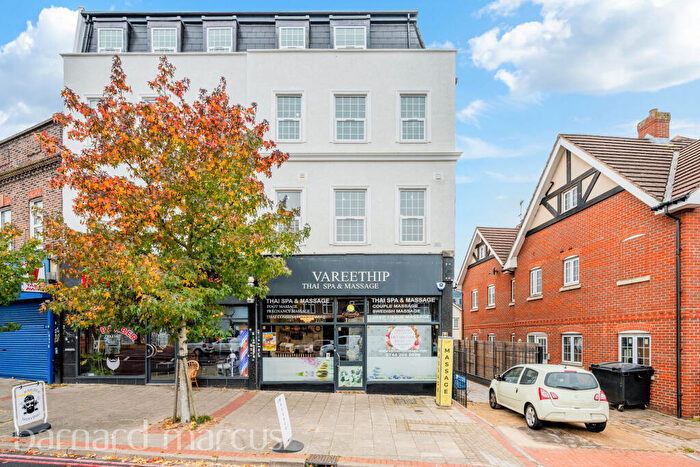 2 Bedroom Apartment To Rent In Cheam Common Road, Worcester Park, KT4