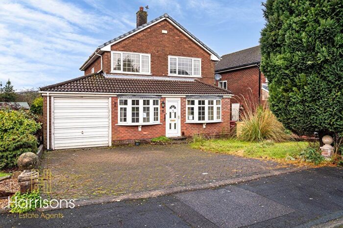 3 Bedroom Detached House For Sale In Kinross Drive, Bolton, Lancashire, BL3