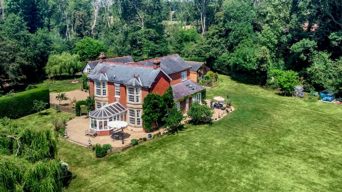 5 Bedroom Detached House For Sale In Hoe Street, Hambledon, Hampshire, PO7