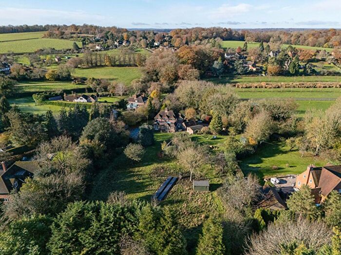 4 Bedroom Detached House For Sale In Bigfrith Lane, Cookham Dean, Maidenhead, SL6