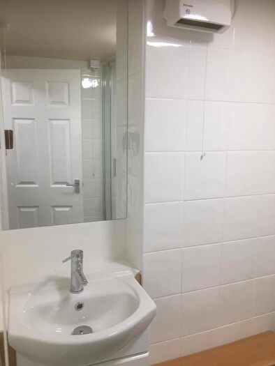 2 Bedroom Apartment To Rent In Victoria Road, Burton-On-Trent, DE14