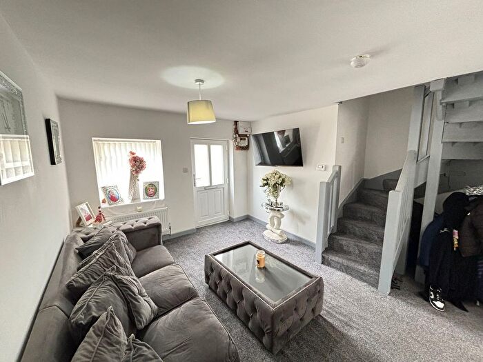 3 Bedroom End Of Terrace House For Sale In Maendu Street, Brecon, LD3