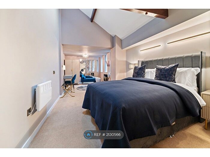 2 Bedroom Flat To Rent In The Atrium, Leicester, LE1