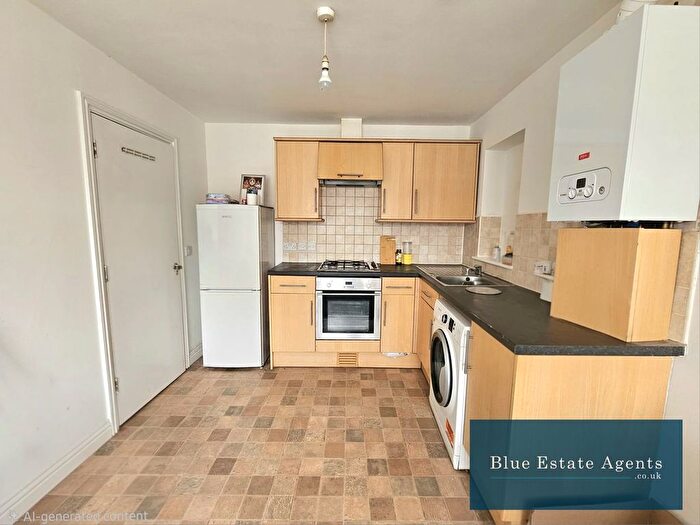 1 Bedroom Flat For Sale In Hanworth Road, Hounslow, TW3