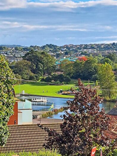2 Bedroom Flat To Rent In Alta Vista Road, Paignton, TQ4