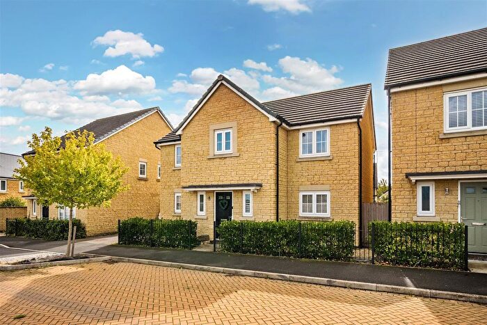 4 Bedroom Detached House For Sale In Copenacre Way, Corsham, SN13