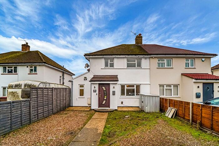 4 Bedroom Semi Detached House For Sale In St Pauls Road, Staines-Upon-Thames, TW18