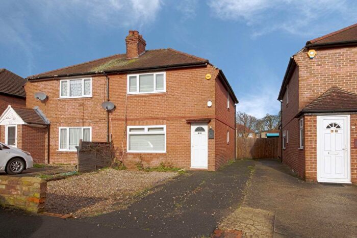 3 Bedroom Semi-Detached House To Rent In Norfolk Ave, Slough, SL1