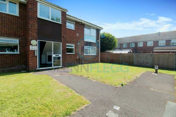 2 Bedroom Apartment To Rent In Welland Close, Langley, SL3