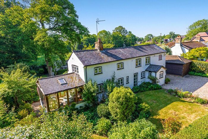 4 Bedroom Detached House For Sale In Tylney Lane, Hook, RG27