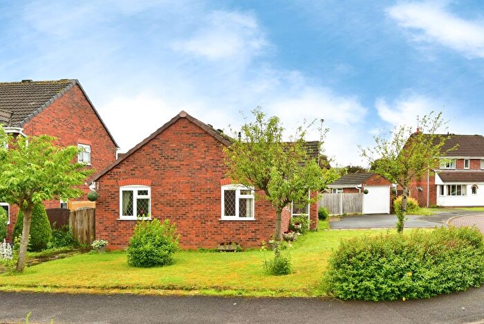 3 Bedroom Detached House For Sale In Swettenham Close, Stoke-On-Trent, Staffordshire, ST7