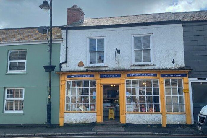 2 Bedroom Property To Rent In Fore Street, Truro, TR4