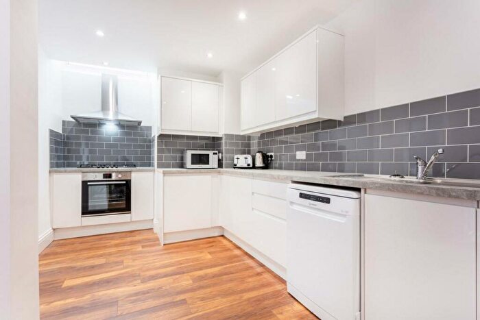 7 Bedroom Terraced House To Rent In Fern Avenue, Newcastle Upon Tyne, NE2