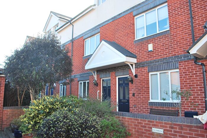 4 Bedroom Terraced House To Rent In Camperdown Terrace, Exmouth, EX8