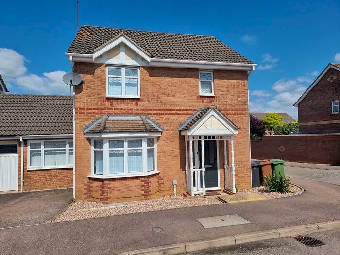 4 Bedroom Detached House To Rent In Fosse Close, Wellingborough, Northamptonshire., NN8
