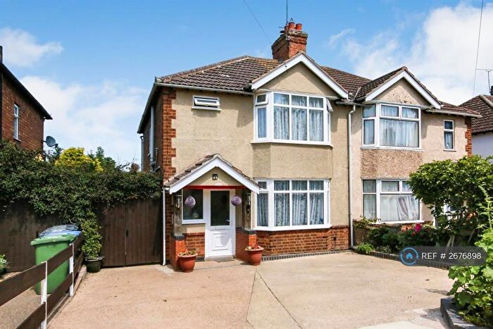 3 Bedroom Semi Detached House To Rent In Millfields Avenue, Rugby, CV21