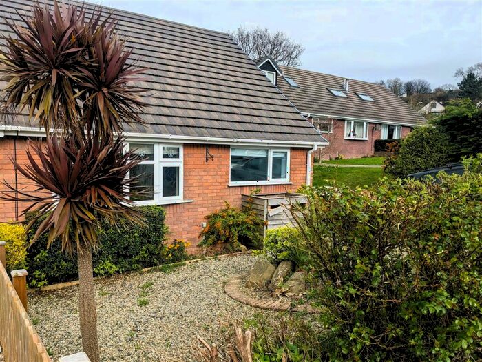 3 Bedroom Bungalow To Rent In Cae America, Llanfairfechan, LL33