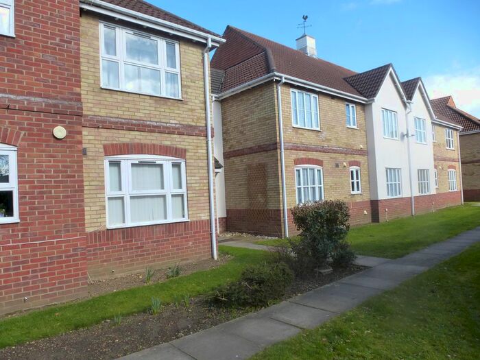 1 Bedroom Flat To Rent In Hussars Court, March, PE15