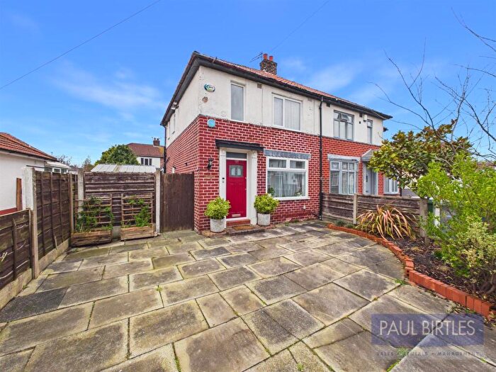 2 Bedroom Semi Detached House For Sale In Kingston Drive, Flixton, Trafford, M41