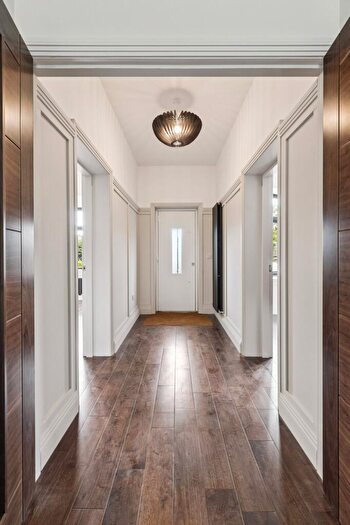 5 Bedroom Detached House For Sale In Fernleigh Road, Newlands, Glasgow, G43